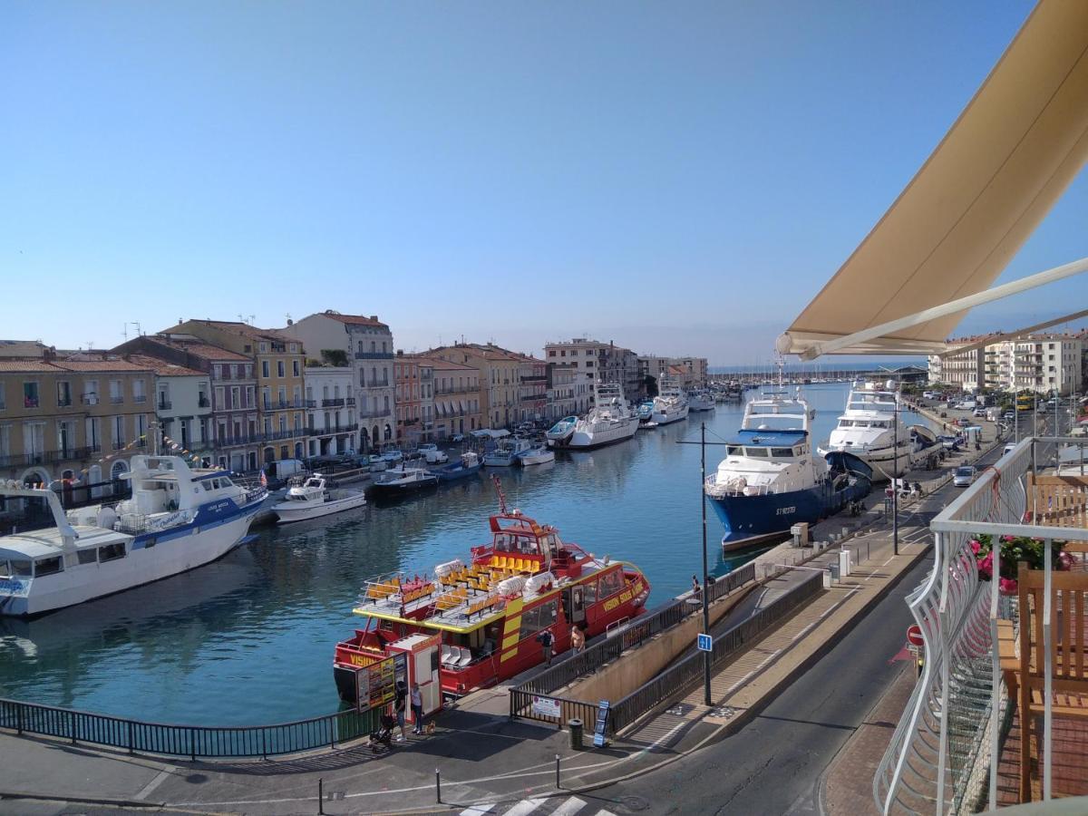 Grand T2 Au Coeur De Ville Avec Vue Sur Quais Et Mer แซ็ต ภายนอก รูปภาพ