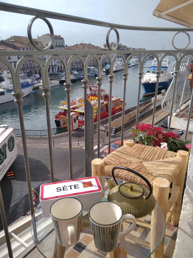 Grand T2 Au Coeur De Ville Avec Vue Sur Quais Et Mer แซ็ต ภายนอก รูปภาพ